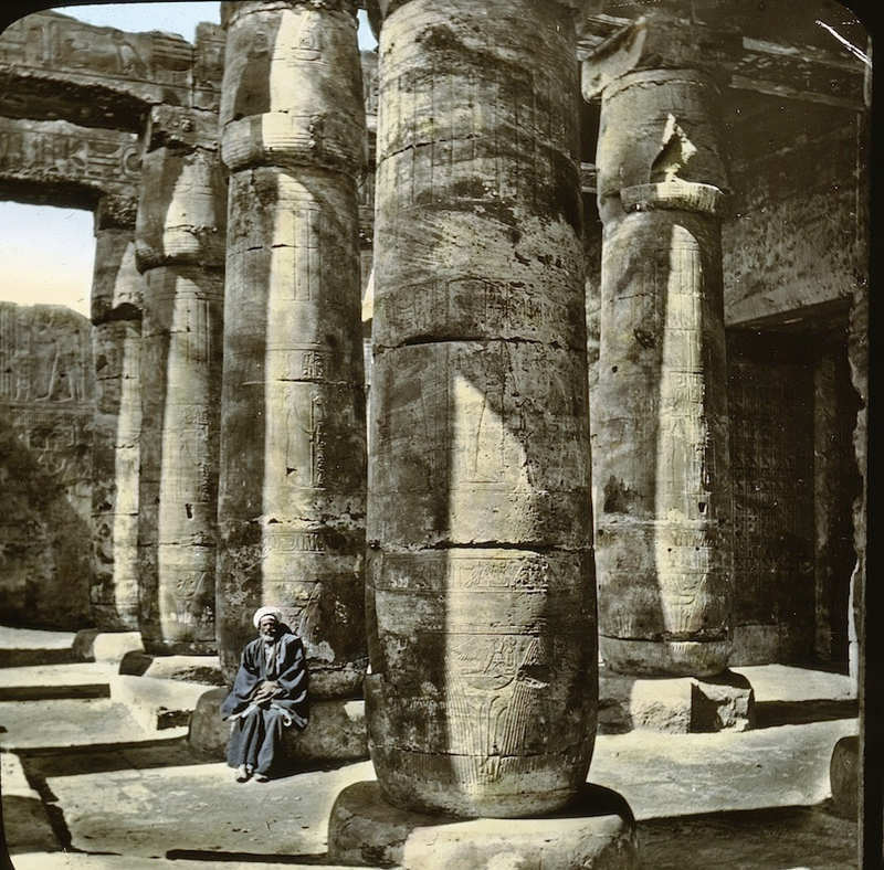 Illustration for article titled Amazing Hand-Tinted Photos of Egypt from the late 19th century
